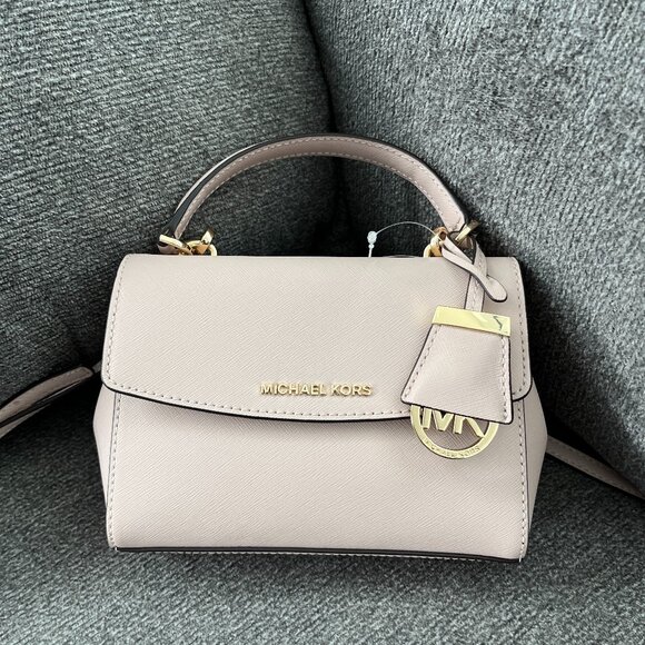 NWT Michael Kors Ava Extra-Small Saffiano Leather Crossbody Soft Pink - Picture 1 of 9